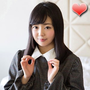 【Aカップ素人】りおん / S-CUTE【SCUTE-784】